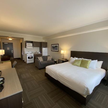 Crossroads Inn & Suites Paradise ภายนอก รูปภาพ