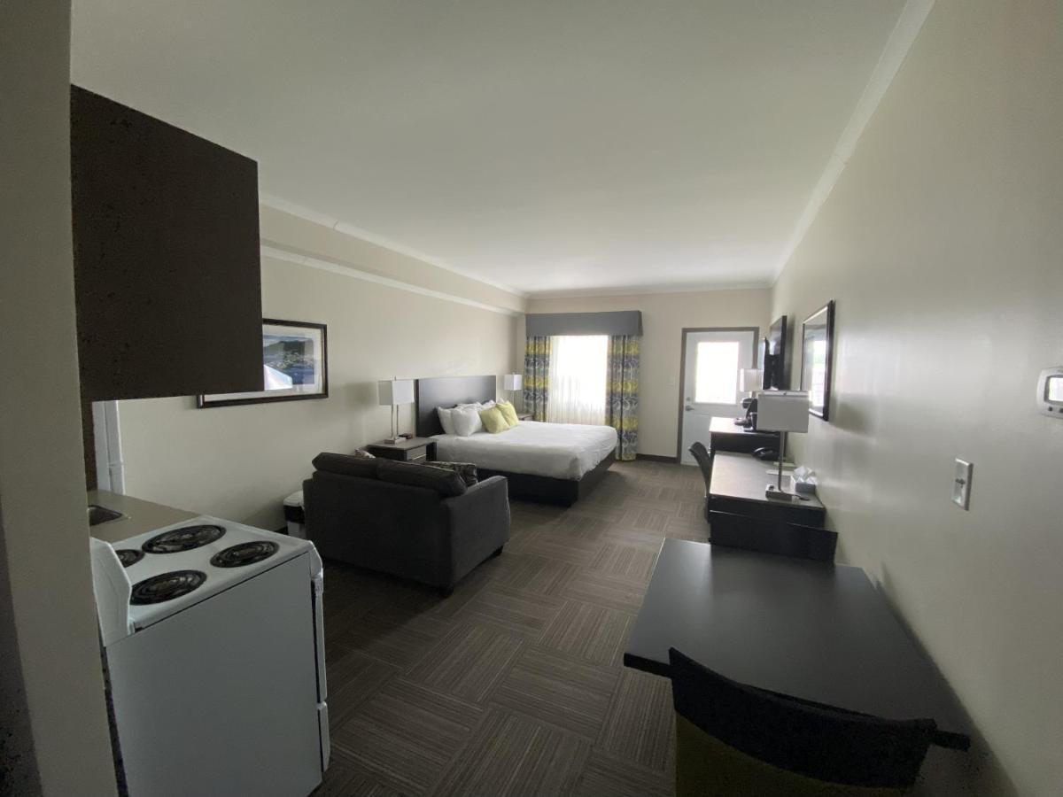 Crossroads Inn & Suites Paradise ภายนอก รูปภาพ