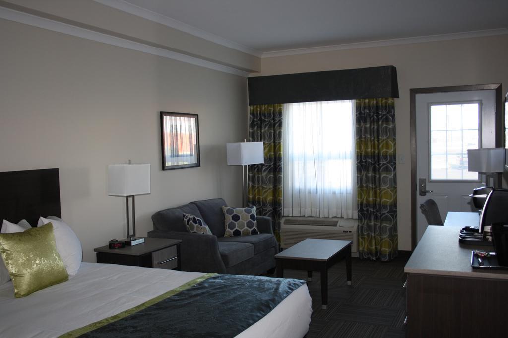 Crossroads Inn & Suites Paradise ภายนอก รูปภาพ