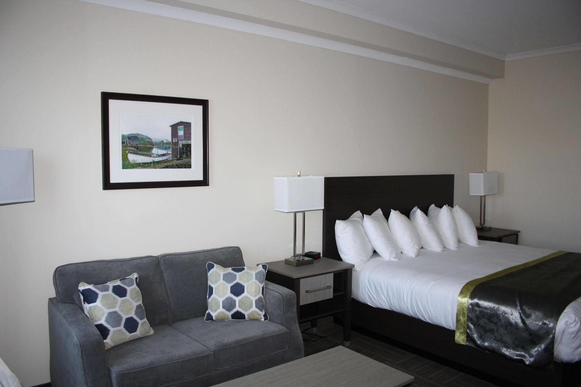 Crossroads Inn & Suites Paradise ภายนอก รูปภาพ